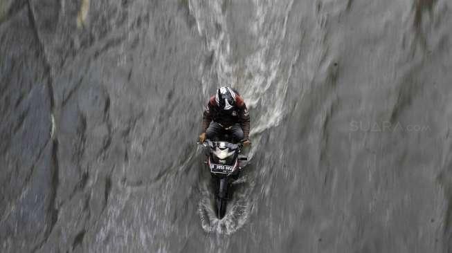 Kota Garut Diterjang Banjir