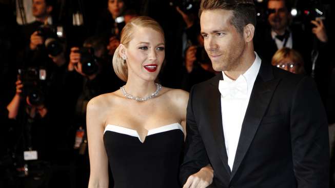 CANNES, FRANCE - MAY 16: Ryan Reynolds and Blake Lively attend 'The Captive' premiere during the 67th Cannes Film Festival on May 16, 2014 in Cannes, France