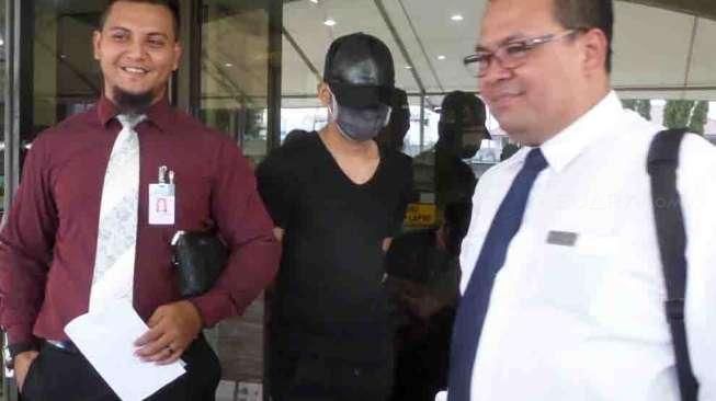 M mengatakan pernah dilecehkan secara seksual oleh Saipul Jamil.