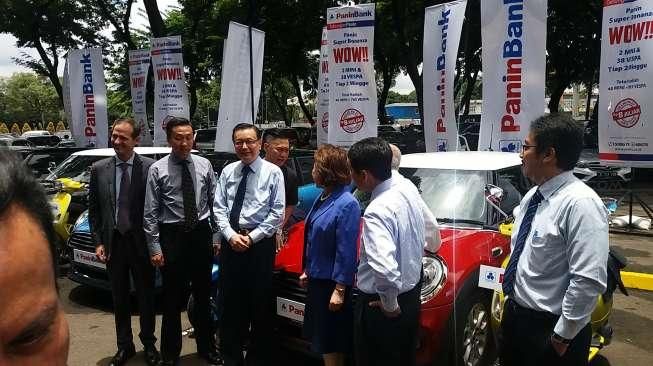 Genjot Tabungan, Panin Bank Bagi-Bagi Vespa dan Mini Cooper