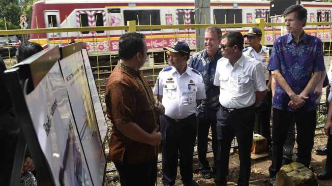 Jonan Minta Jaminan Cina Terkait Teknologi Kereta Cepat