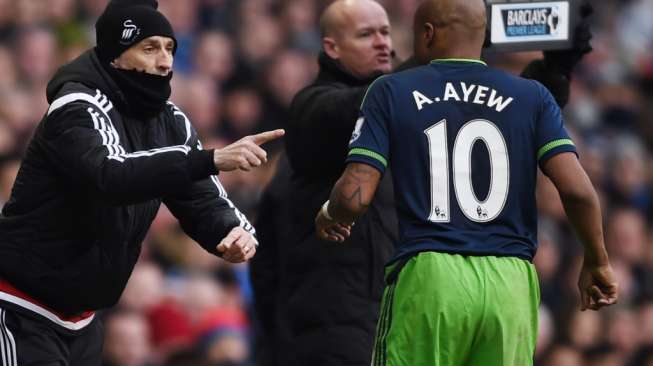 Jalani Perawatan, Manajer Swansea Ini Kembali Absen Dampingi Tim