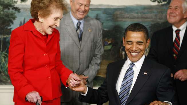 Obama Bela Sungkawa atas Kematian Nancy Reagan