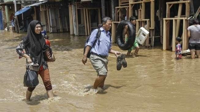 Kampung Pulo dan Bukit Duri Terendam Banjir