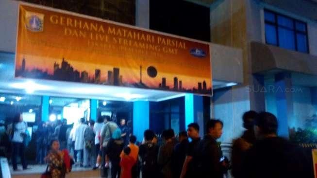 Jelang GMT, Planetarium Jakarta Sudah Disesaki Pengunjung