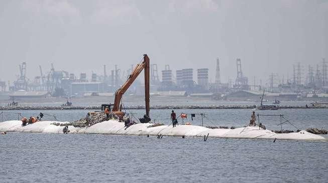 BMKG Sebut Tsunami Ancaman Terdekat Warga Jakarta