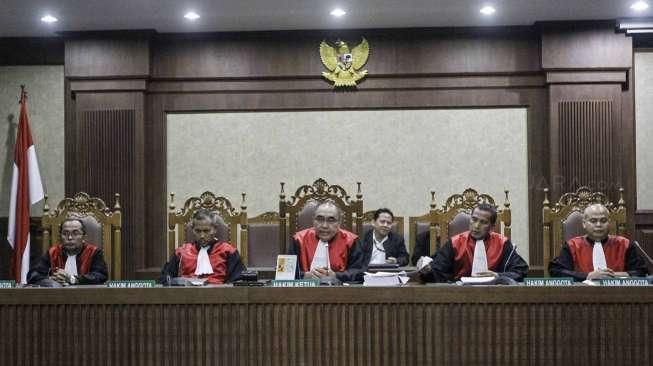 Gatot Divonis Tiga Tahun Penjara