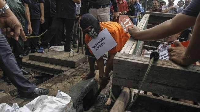 Rekonstruksi Pencurian Kabel di Gorong-gorong