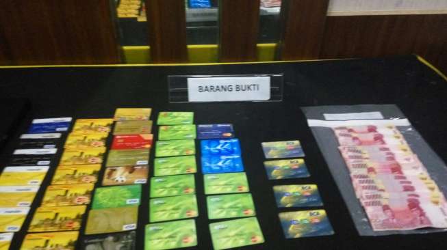 Polisi Ungkap Penipuan Pejabat Daerah Berkedok Acara Kementerian