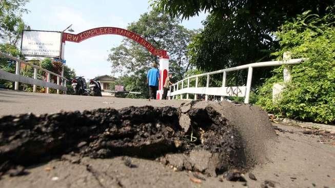 Jalan Amblas di Kemanggisan