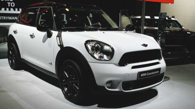 Harga Mirip Tampang Beda Jauh, Segini Banderol dan Spesifikasi MINI Countryman Dibanding Kompetitor