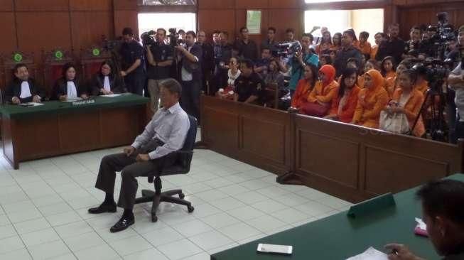 Sidang Putusan, Inul Boyong Puluhan Karyawan ke Pengadilan