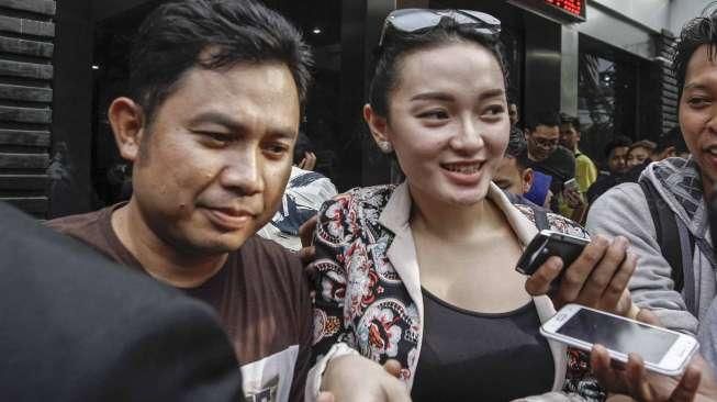 Zaskia Gotik Minta Maaf kepada Jokowi