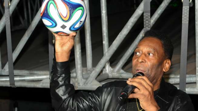 Pele Sebut Tragedi Kanjuruhan Salah Satu Bencana Terbesar dalam Sepak Bola