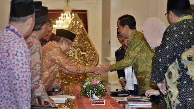PBNU melaporkan bahwa NU akan mengadakan International Summit of The Moslem Moderate Leader. 
