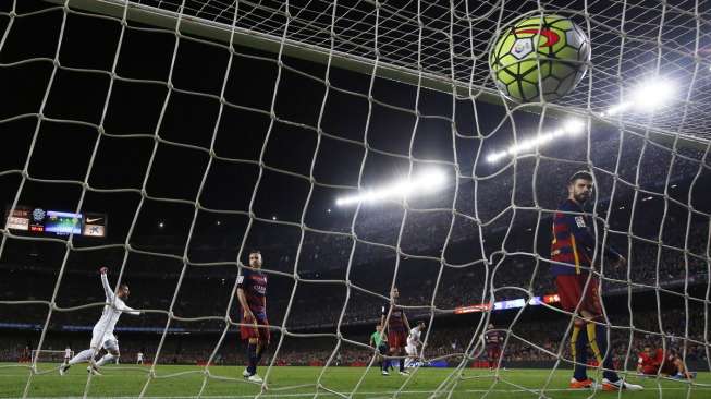 Digagahi Madrid, Pique Malah Salahkan Kartu Merah Ramos