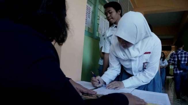 Ujian Nasional Berbasis Komputer (Suara.com/Oke Atmaja)