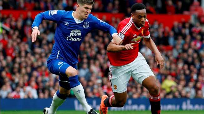 Kalah dari MU, Stones: Kami Tidak Beruntung