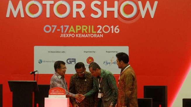 IIMS 2016 Diharapkan Rangsang Pasar Mobil yang Sedang Lesu