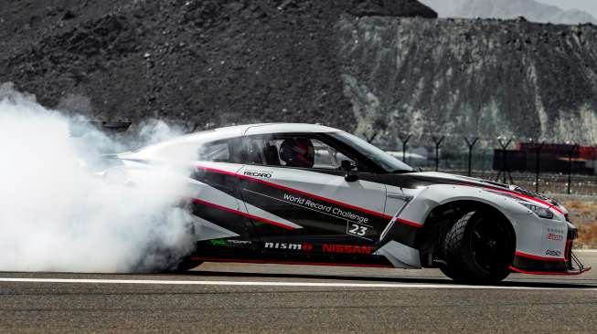 Nissan GT-R Nismo Pecahkan Rekor Drifting Tercepat di Dunia