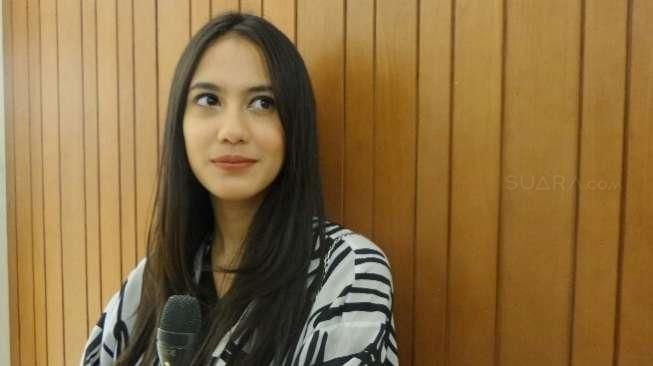 Goyang Duet Pevita Pearce-Raline Shah Bikin Netizen Gemas