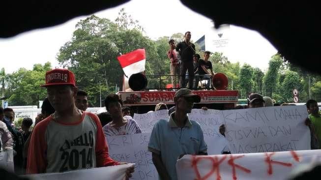 Pendemo Minta BPK Laporkan Ahok ke Mabes Polri