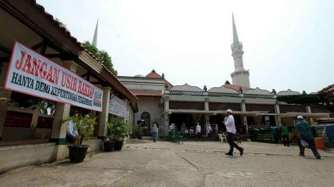 Warga Luar Batang Tolak Penggusuran