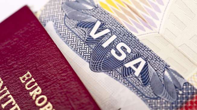 Ilustrasi Visa Passport. (Shutterstock)