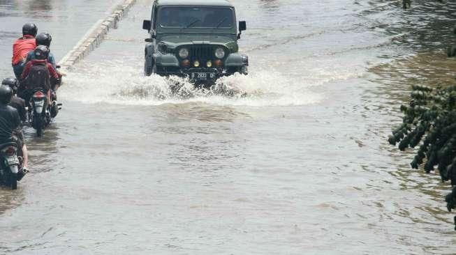 Penjelasan Jasa Marga Tentang Banjir Tol BSD yang Viral di Media Sosial