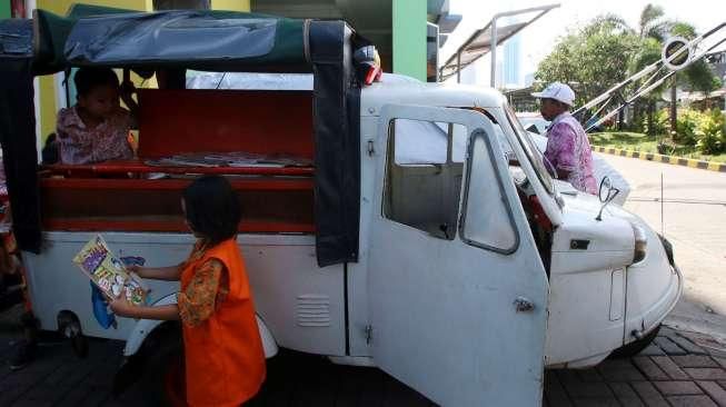 Untuk melestarikan angkutan Bemo sebagai salah satu transportasi di Jakarta. 