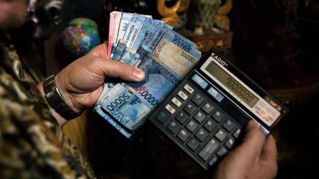 4 Tips Atur Gaji Agar Tidak Habis Tengah Bulan