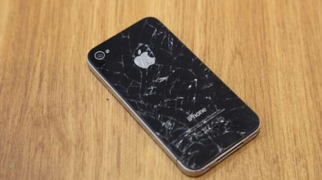 Pertama Kali dalam 13 Tahun Penjualan iPhone Jeblok