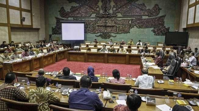 Komisi XI: Tax Amnesty Tak Cukup Diatur dengan PP