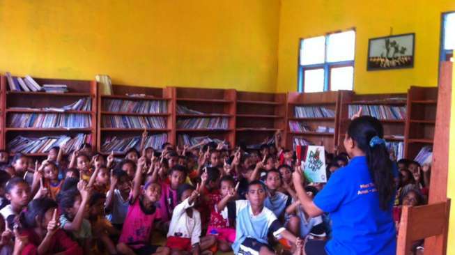 Mereka Membangun Negeri Lewat Taman Bacaan