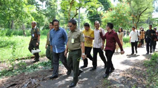 Komisi IV Tinjau Lokasi Penangkaran Jalak Bali di TNBB