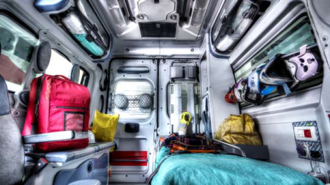 Ilustrasi kabin ambulans [Shutterstock].