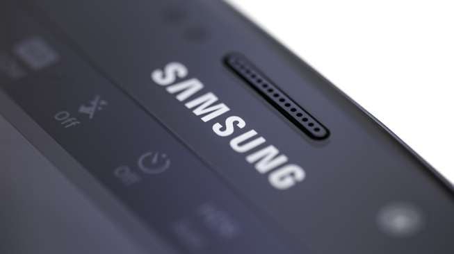 Samsung Siapkan Smartphone Lipat dan Layar Transparan Tahun Depan