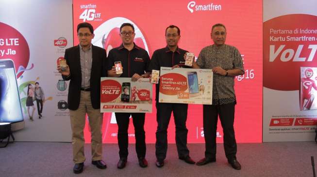 Smartfren Hadirkan Kartu Perdana VoLTE dan Paket Bundling Samsung