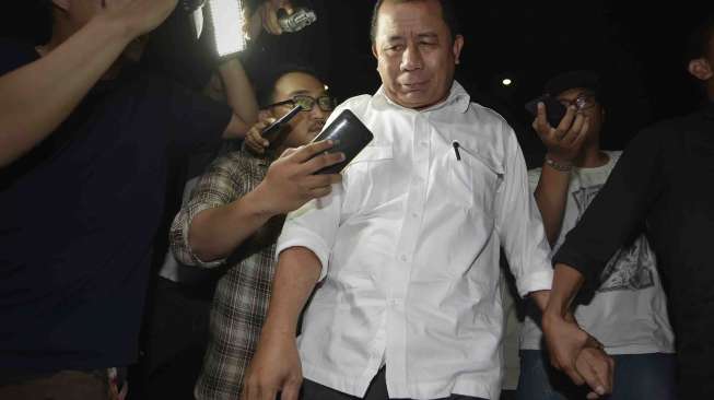 Diduga menyuap anggota Komisi V DPR Damayanti Wisnu Putranti sebesar Rp4,28 miliar.