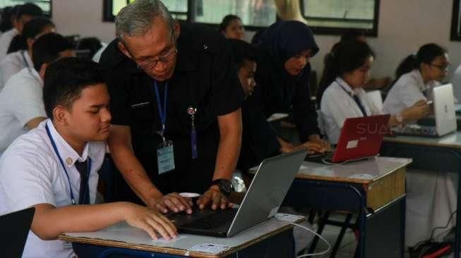 Ujian Nasional Berbasis Komputer