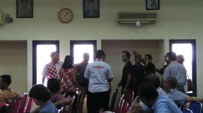 Boni Hargens Dianggap Bela Ahok, Diskusi di Gedung Joeang Ricuh