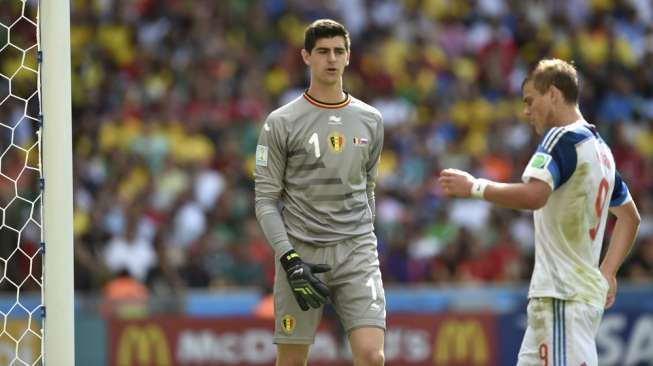 Diisukan ke Madrid, Courtois: Saya Senang di Chelsea