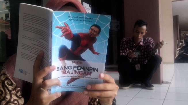 Mirip Spiderman, Ahok Bawa Jaring untuk Pelaku Korupsi