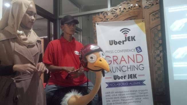 Apa Beda Uberjek dengan Pesaingnya, Gojek dan Grab Bike?