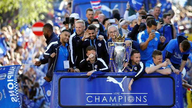 Parade juara Leicester 1. Reuters / Darren Staples