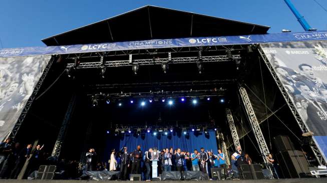 Parade Juara Leicester City 6. Reuters / Carl Recine