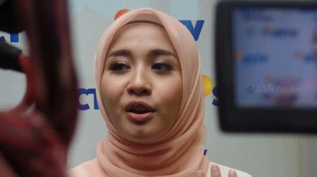 Laudya Cynthia Bella ditemui di kawasan Senayan, Jakarta Pusat, Selasa (17/5/2016) [suara.com/Ismail]