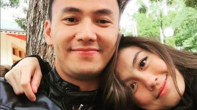 Pamer Foto Pelukan, Wijin Bantah Putus dengan Agnez Mo