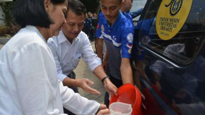 Mahasiswa Trisakti Kembangkan Bahan Bakar Plastik