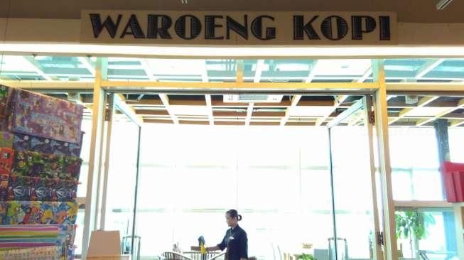 Di 'Warung' Ini Ngopi Terasa Begitu Beda